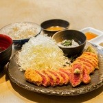 牛ロースカツ京玉膳（京玉付）