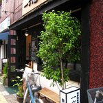 一六珈琲店 - 【New!('10/8)】店の外観　Suicaペンギンが消えていました・・・