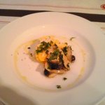 ダルクオーレ - アミューズ：キノコのオイルマリネとかぼちゃのサラダ。