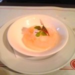 ダルクオーレ - デザート：　桃のコンポート