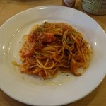 Italian Dining&Bar Clever - 厚切りベーコンとキノコのトマトソーススパゲティ。