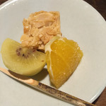 胡蝶庵 仙波 - 果物二種と洋菓子