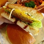 コメダ珈琲店 - ハンバーガー480円