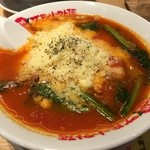 太陽のトマト麺 - 【'15.10】着丼、恵比寿の九十九ラーメンみたいなビジュアルである