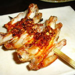 串焼Bar 炎の介 - 手羽先ラー油
