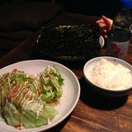 串カツ　ジュラク - レタスサラダとごはんと韓国のり ラムネ