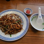 香港麺 新記 - 焼き香港伊麺