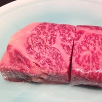 神戸牛ステーキ鉄板焼 雪月花 離れ - きれいな神戸牛