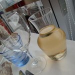 ブラッスリー ポール・ボキューズ - カラフ入りの白ワイン