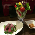 串揚げ 串の実 - お通しの野菜たち