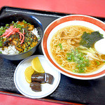 大八ラーメン - 焼豚丼セット