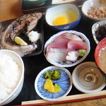 笑壷 - ぶりカマ定食