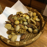 四季肴酒家 きなり - H28.02.06 燻製「ミックスナッツ」