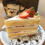 パティスリー メゾンドゥース - 「ショートケーキ」です。