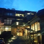 かね吉 一燈庵 - 玄関回りは、3年前の初夏に改装され、新しくなりました。