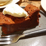 バンチオブピオニース - チョコレートケーキ