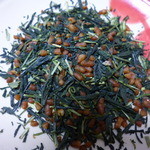 Hourai Dou Saho - 濃い緑色の茶葉です
