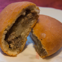 Russian Restaurant ROGOVSKI 銀座 - 肉ボルシチの断面