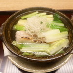 天神橋 青木 - 甘鯛、行者にんにく、うるいの小鍋