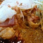 オムライス（中はチキンライス）をＵＰで。