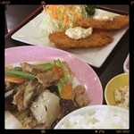 Suekichi Shokudou - 日替り定食 864円♪( ´θ｀)ノ
                        食後のドリンク付き。