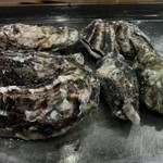 Himejikakisenta - 焼き牡蛎1キロ　室津の牡蛎と東北の牡蛎、2種類頂きました。＾＾