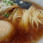 支那ソバ 小むろ - 支那ソバ接写。