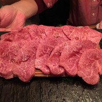 焼肉一頭両騨 町田本店 - ザブトン