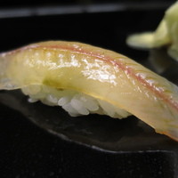 銀座 久兵衛 銀座本店 - 透明の魚ではじけて混ざれッ！