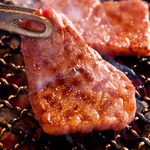 炭火焼肉 新宿 柳苑