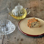 Amnos - エキナセアのハーブティー＆高野豆腐入りチョコバナナパウンド