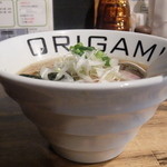 麺屋 オリガミ - ORIGAMIらーめん中盛