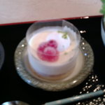 食事処しょじょじ - ミニケーキ付き。