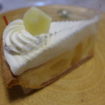 シュン - アップルチーズケーキ(360円)