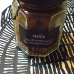 可愛い瓶に入っています。