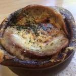 HASR BISTRO - オニオングラタンスープ全景