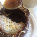 HASR BISTRO - オニオングラタンスープ