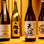 Idumono Sakaba - 出雲の四蔵元の純米酒が飲み放題で飲める『地酒堪能飲み放題』