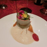 AU 14 FEVRIER - ペリゴール産鴨のフォアグラと伊都國鶏のモモ肉のコンフィーを早生キャベツに包みこんで