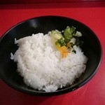 家系総本山 ラーメン 吉村家 - 粒が立っていて美味い