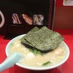 ラーメン魂 - 豚骨ラーメン(塩)うずら、玉ねぎトッピング