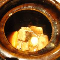金香楼 - 豚バラ肉の特製タレ壷煮＋豆腐煮込み