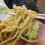 らあめん寸八 - 2016/2 豚骨醤油らあめん・もっちりストレートな中太麺～