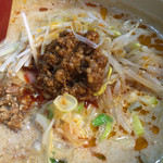 めだかタンタン - 2.26
      家内の辛さ抑えめのタンタン麺