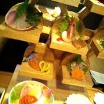 博多炉端 魚's男 柳橋市場店 - うおー！ってみんな歓声