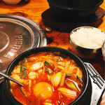 韓国家庭料理どらじ - くずし豆腐チゲ