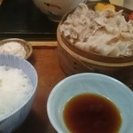 Taishuu Sakaba Takumi - 蒸篭蒸し定食 850円