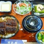 うなぎ処 万笑庵 - うな丼セット