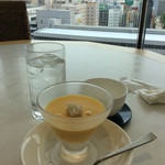 四川飯店 博多 - デザート付き。マンゴープリンか杏仁豆腐いずれか。