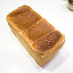 ブルドック - 料理写真:ロイヤル食パン 620円